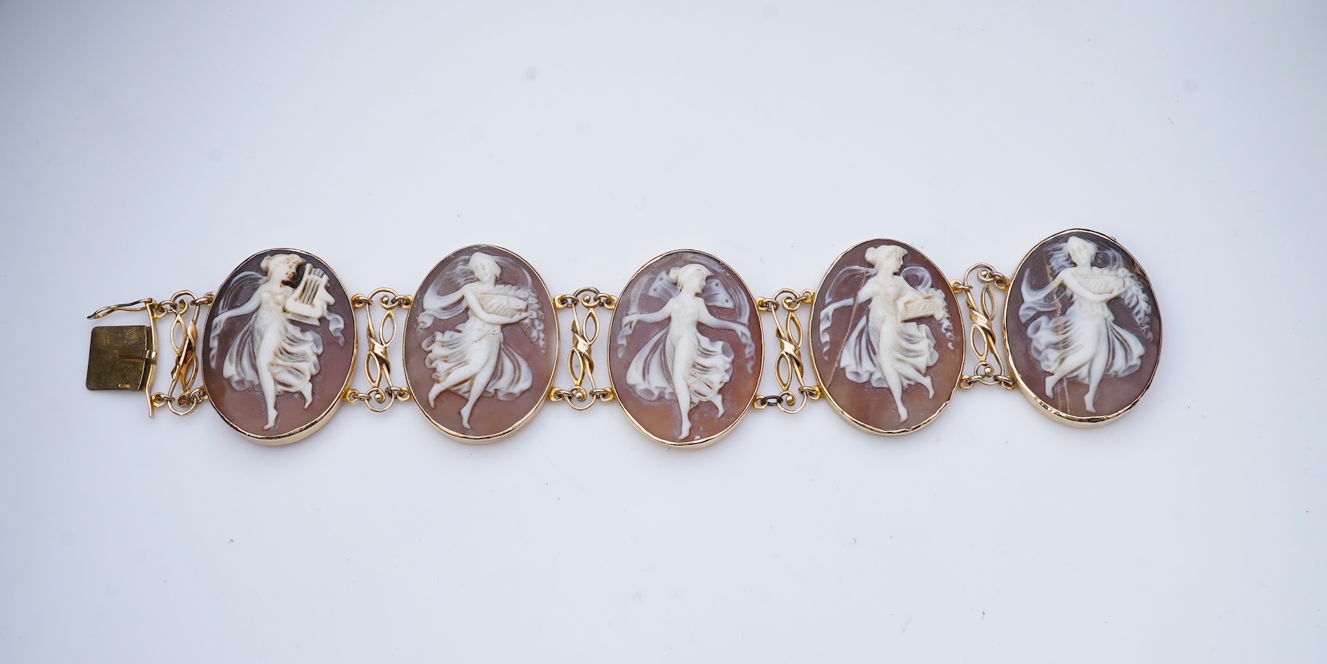 A shell cameo bracelet, Italy